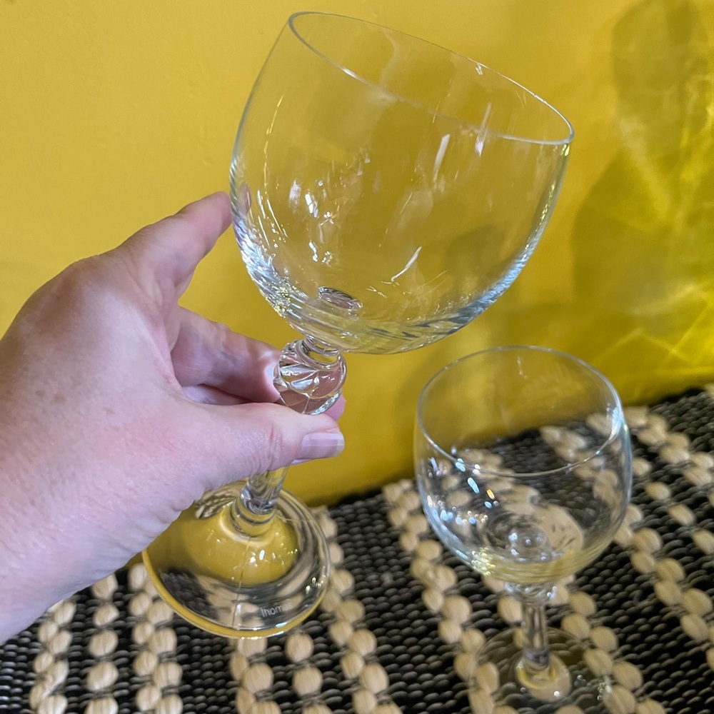 Set of 2 Thomas Crystal Wine Glasses